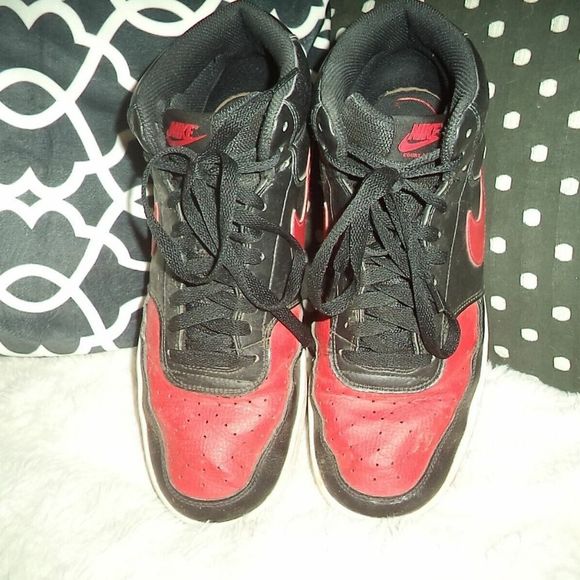 BLACK-RED NIKE SNEAKERS COURT VISION MID CASUAL SHOES DM868-001~MENS SIZE 11.5 - Picture 4 of 7